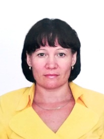 Попова Надежда Леонидовна.