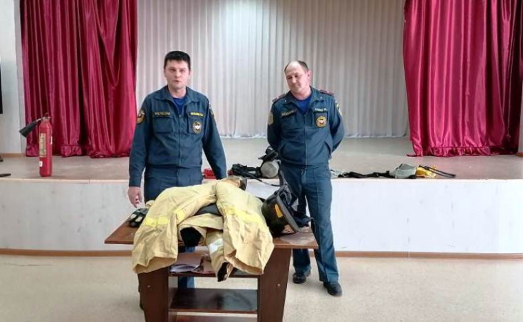 Встреча с заместителем начальника 41 пожарно-спасательной части Мельник Сергеем Александровичем.